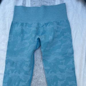 Blue camo leggings size small
